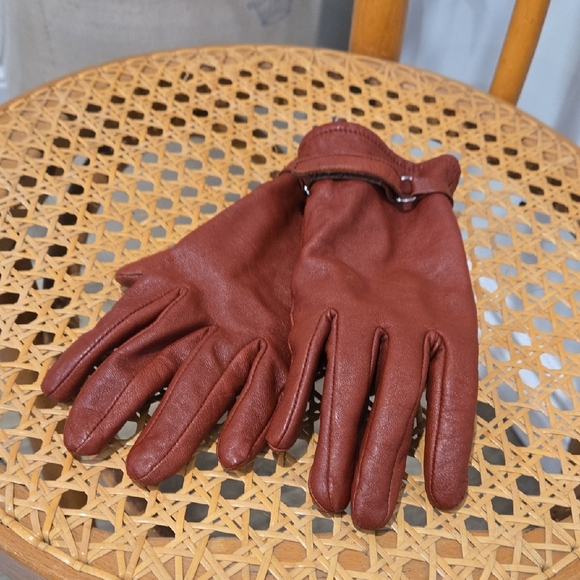 Accessories - Women's Brown/Cognac Vintage Leather Gloves